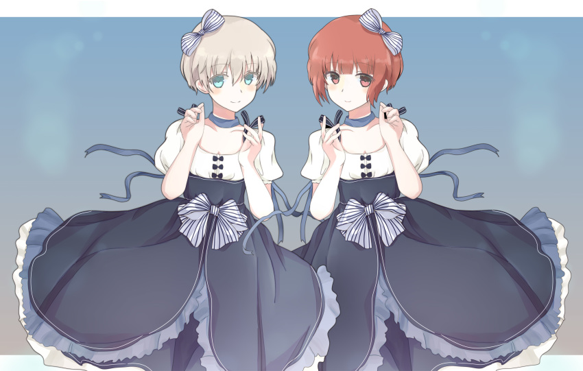 2girls blue_background blue_dress blue_eyes bow cake_no_shaberu dress highres kantai_collection looking_at_viewer multiple_girls short_hair smile standing white_hair z1_leberecht_maass_(kantai_collection) z3_max_schultz_(kantai_collection)