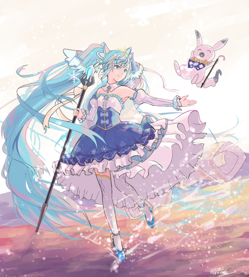 1girl ^_^ amulet aqua_eyes aqua_hair argyle_print blue_dress bunny cane cape closed_eyes crystal detached_sleeves dress framed_breasts frilled_dress frilled_sleeves frills full_body hatsune_miku highres holding holding_cane holding_staff juliet_sleeves layered_dress long_hair long_sleeves looking_at_another neck_ruff outdoors outstretched_arm princess puffy_sleeves rabbit_yukine slippers smile snowflakes staff standing strapless striped_sleeves thighhighs twintails very_long_hair vocaloid white_legwear white_sleeves yuki_miku yuki_miku_(2019) yuruyume1224