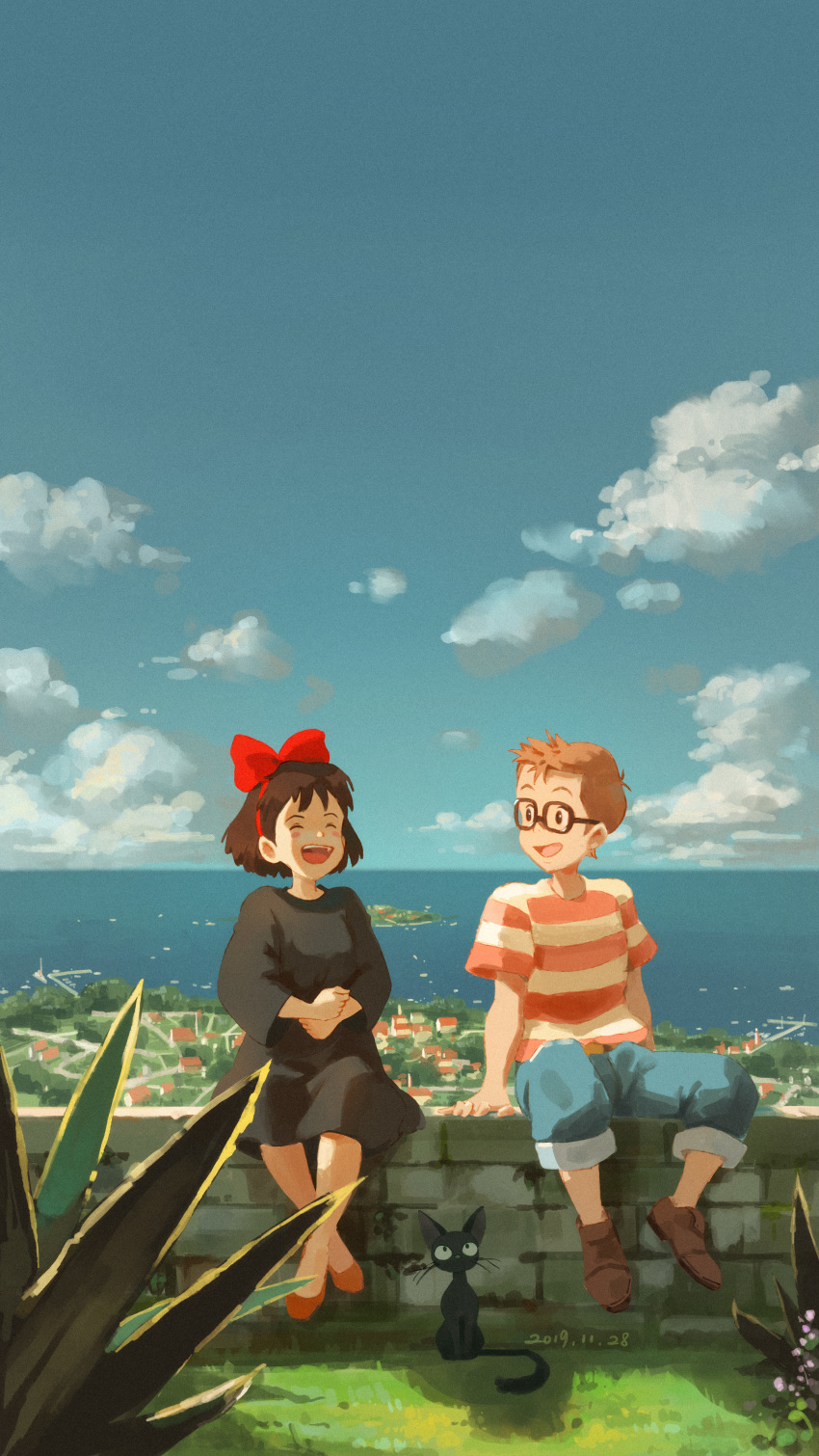 1boy 1girl :d absurdres animal black-framed_eyewear black_cat black_dress blue_sky blush_stickers bow brown_footwear brown_hair cat closed_eyes cloud commentary_request crossed_ankles dated day dress hair_bow hairband highres horizon jiji_(majo_no_takkyuubin) kiki laughing long_sleeves looking_at_another majo_no_takkyuubin making-of_available ocean open_mouth outdoors red_bow red_footwear red_hairband shirt shoes short_hair short_sleeves sitting sky smile stone_wall striped striped_shirt tombo wall xiaobanbei_milk