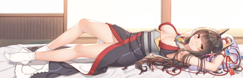 1girl 779420 absurdres akagi_(warship_girls_r) areola_slip areolae armpits arms_up bangs bare_legs black_kimono blunt_bangs blush breasts breasts_apart brown_hair closed_mouth copyright_request eyebrows_visible_through_hair from_side full_body futon highres indoors japanese_clothes kimono large_breasts long_hair looking_at_viewer looking_to_the_side lying obi on_back on_bed pillow red_ribbon ribbon sash sleeveless sleeveless_kimono smile socks solo very_long_hair warship_girls_r white_legwear yellow_eyes