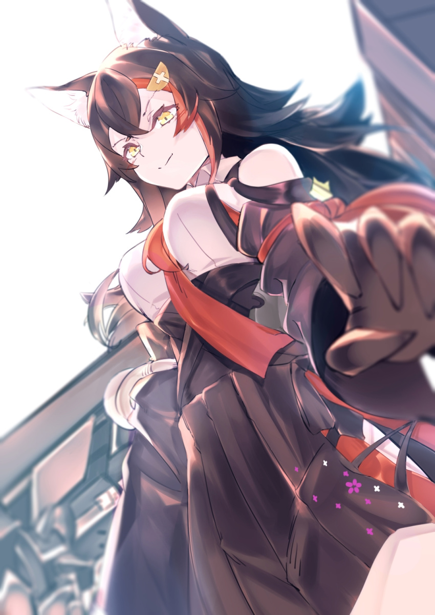 1girl animal_ear_fluff azur_lane bangs bare_shoulders black_gloves black_hair blurry closed_mouth collared_shirt crossed_bangs depth_of_field detached_sleeves from_below gloves hair_ornament hairclip highres hololive long_hair looking_at_viewer multicolored_hair necktie ookami_mio red_hair red_neckwear shirt smile solo streaked_hair two-tone_hair very_long_hair virtual_youtuber white_background wide_sleeves wolf_girl yellow_eyes yonago_miko