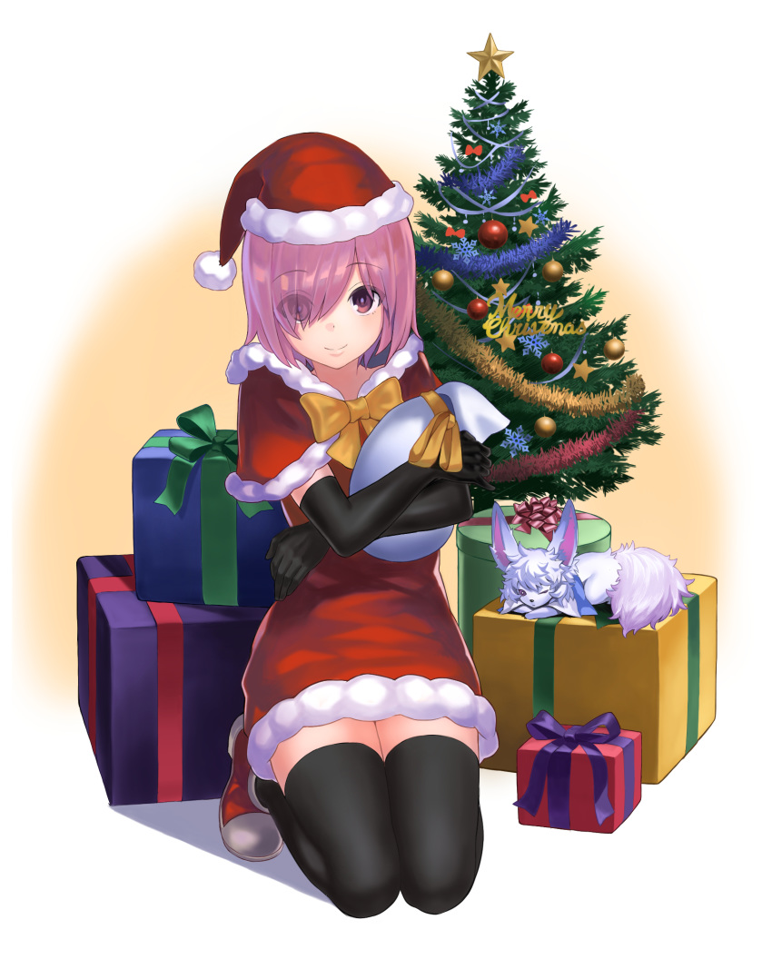 1girl black_gloves blush bow breasts christmas christmas_tree commentary_request elbow_gloves eyebrows_visible_through_hair eyes_visible_through_hair fate/grand_order fate_(series) fou_(fate/grand_order) gift gloves hair_over_one_eye hat highres hirono_(hxze4434) large_breasts looking_at_viewer mash_kyrielight purple_eyes ribbon santa_costume santa_hat shoes short_hair simple_background smile solo thighhighs white_background yellow_bow yellow_ribbon