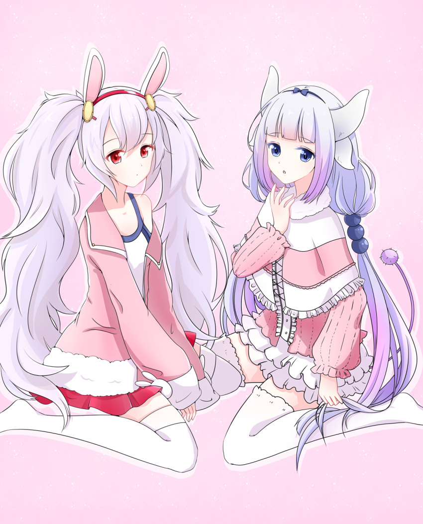 2girls akj-sw animal_ears azur_lane blue_eyes bunny_ears capelet chinese_commentary commentary_request dragon_girl dragon_horns eyebrows_visible_through_hair full_body fur_trim hair_bobbles hair_ornament hairband highres horns jacket kanna_kamui kobayashi-san_chi_no_maidragon laffey_(azur_lane) long_hair long_sleeves multiple_girls naganawa_maria off_shoulder open_clothes open_jacket pink_background pink_jacket purple_hair red_eyes red_skirt seiyuu_connection simple_background sitting skirt tail thighhighs twintails very_long_hair wariza white_legwear