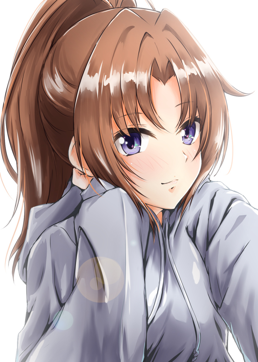 1girl bangs blush brown_hair close-up diesel-turbo eyebrows_visible_through_hair face hibike!_euphonium highres hood hood_down hoodie long_hair looking_at_viewer nakagawa_natsuki ponytail purple_eyes smile solo white_background