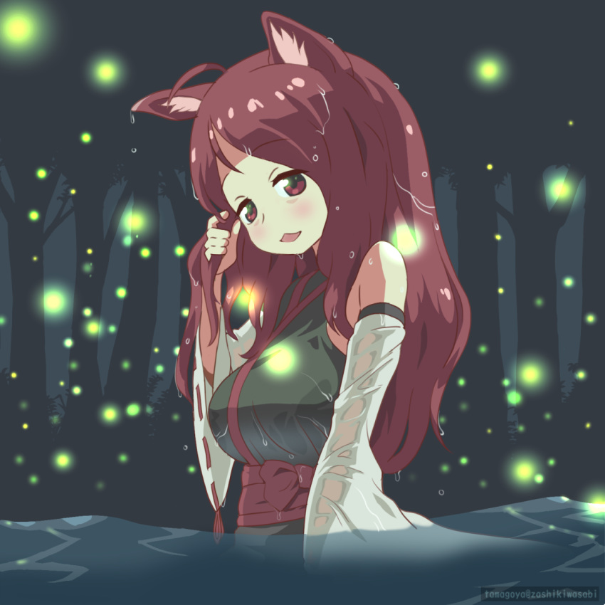 1girl :3 ahoge animal_ear_fluff animal_ears bare_shoulders black_kimono blush breasts detached_sleeves fireflies fox_ears hands_up highres japanese_clothes kemurikusa kimono lake long_hair long_sleeves looking_at_viewer open_mouth red_eyes red_hair ribbon-trimmed_sleeves ribbon_trim ritsu_(kemurikusa) solo tamagoya upper_body very_long_hair water wet white_sleeves