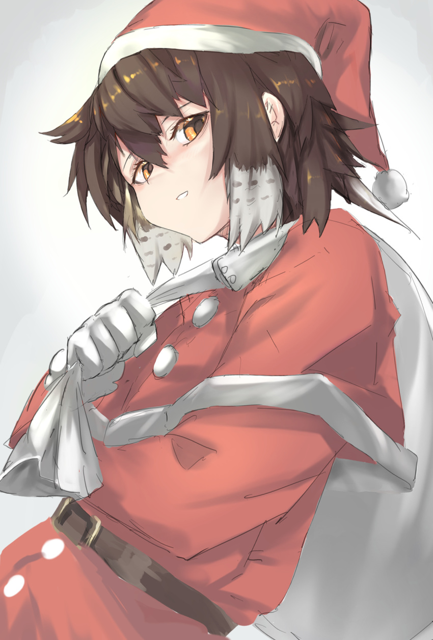 1girl arknights brown_hair capelet carrying_over_shoulder colored_tips cowboy_shot fur-trimmed_capelet fur-trimmed_headwear fur_trim gloves grey_background hair_between_eyes hat highres kirisame_tarou looking_at_viewer multicolored_hair plume_(arknights) pom_pom_(clothes) red_capelet red_headwear red_shirt sack santa_costume santa_hat shirt short_hair simple_background solo white_gloves yellow_eyes