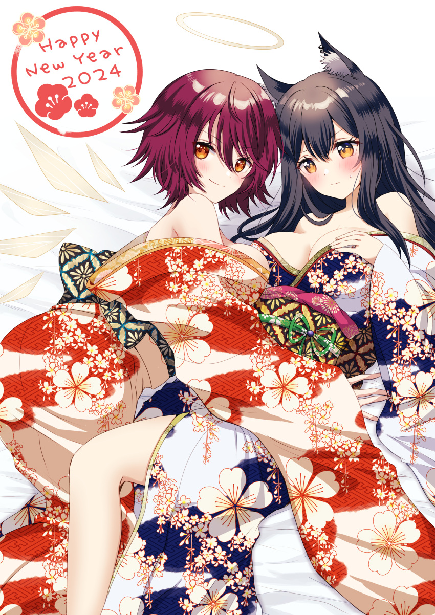 2024 2girls absurdres alternate_costume animal_ear_fluff animal_ears arknights bare_shoulders bed_sheet black_hair blue_kimono blush breasts chiwa_(chiwawanwan1206) closed_mouth collarbone detached_wings energy_wings exusiai_(arknights) feet_out_of_frame floral_print halo hand_on_own_chest happy_new_year highres japanese_clothes kimono long_hair long_sleeves medium_breasts multiple_girls off_shoulder on_bed orange_eyes print_kimono purple_hair red_kimono short_hair sideboob smile texas_(arknights) v-shaped_eyebrows very_long_hair wide_sleeves wings wolf_ears yuri