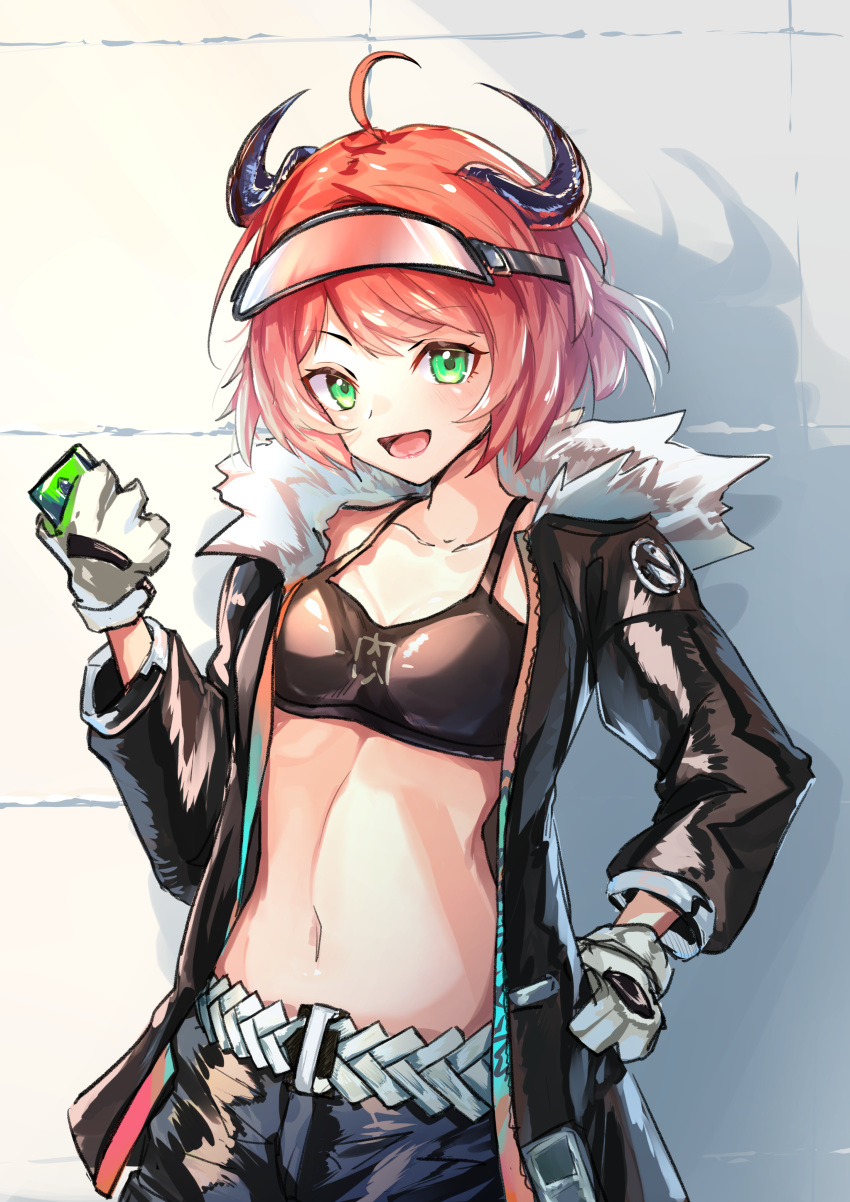 1girl absurdres arknights bangs belt black_jacket black_sports_bra breasts brown_hair collarbone croissant_(arknights) fur-trimmed_jacket fur_trim gloves green_eyes hand_on_hip highres horns jacket midriff navel open_clothes open_jacket open_mouth shorts small_breasts smile solo sports_bra two-tone_gloves upper_body you'a