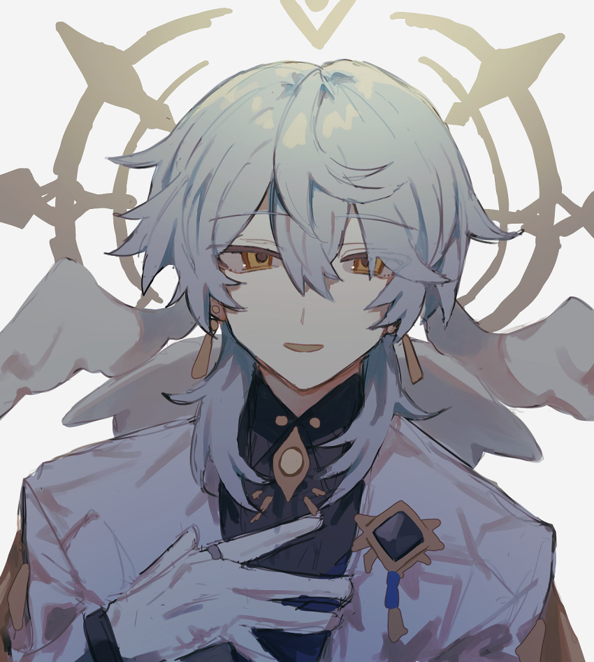 1boy black_shirt blue_vest brooch collared_shirt earrings gloves grey_hair hair_between_eyes halo halo_behind_head hand_on_own_chest head_wings highres honkai:_star_rail honkai_(series) inagoinaire jacket jewelry long_sleeves looking_at_viewer male_focus open_clothes open_jacket open_mouth ring shirt simple_background smile solo sunday_(honkai:_star_rail) upper_body vest white_gloves white_jacket white_wings wing_collar wings yellow_eyes