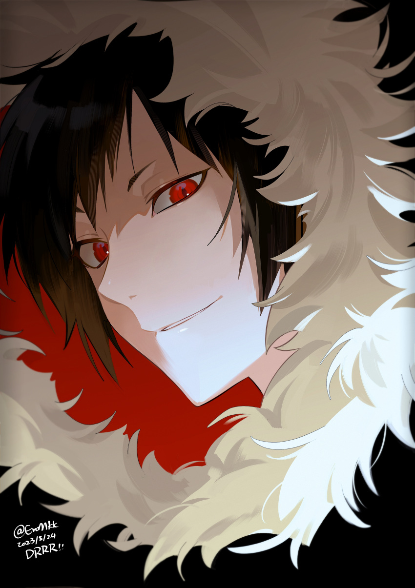 1boy absurdres artist_name black_hair close-up copyright_name dated durarara!! eromkk from_side fur-trimmed_hood fur_trim highres hood hood_up looking_at_viewer male_focus orihara_izaya parted_lips portrait red_eyes short_bangs short_hair signature smile solo