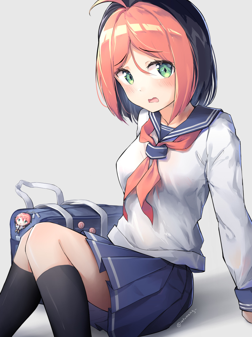 1girl absurdres arms_behind_back artist_name bag black_hair blush breasts green_eyes highres knees_together_feet_apart long_sleeves looking_at_viewer multicolored_hair open_mouth osu! pink_hair pippi_(osu!) pleated_skirt school_uniform short_hair simple_background sitting skirt small_breasts thighhighs thighs tofumang white_background