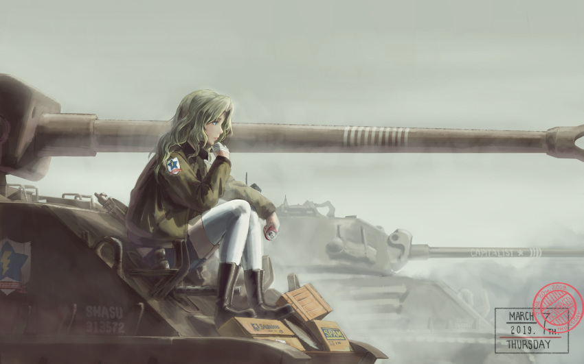 1girl bandages black_shirt blonde_hair blue_eyes blue_shorts box brown_jacket can cardboard_box closed_mouth commentary dated denim denim_shorts dust_cloud emblem english_text from_side girls_und_panzer grey_sky ground_vehicle highres holding holding_can jacket kay_(girls_und_panzer) light_frown long_hair long_sleeves m4_sherman military military_uniform military_vehicle motor_vehicle open_clothes open_jacket outdoors overcast saunders_(emblem) saunders_military_uniform shirt short_shorts shorts sitting soda_can solo spam star tank thighhighs uniform useless white_legwear