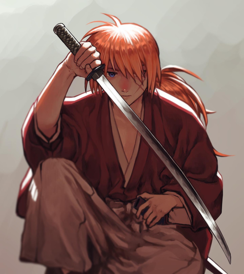 1boy blue_eyes crossed_arms facial_scar floating_hair grey_background grey_hakama hair_over_one_eye hakama highres himura_kenshin holding holding_sword holding_weapon japanese_clothes katana kimono long_hair looking_at_viewer male_focus mame_moyashi orange_hair ponytail red_kimono rurouni_kenshin scar scar_on_cheek sheath solo sword unsheathed weapon