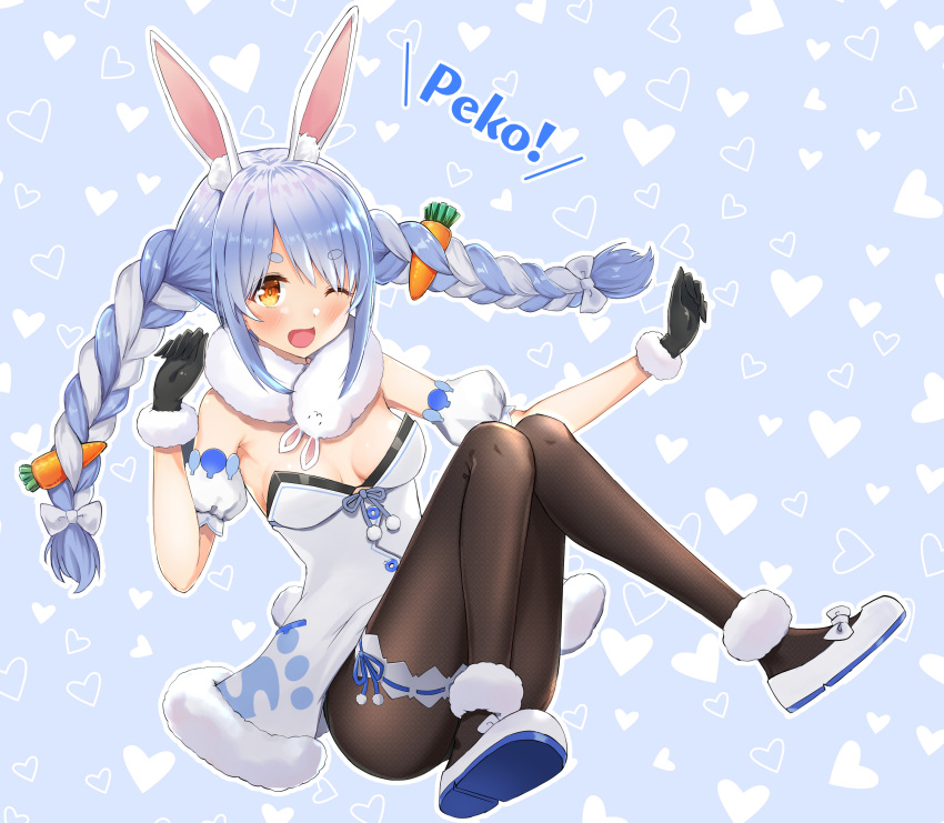 1girl absurdres animal_ear_fluff animal_ears ankle_cuffs arm_cuffs black_gloves black_legwear black_leotard blue_background blush braid breasts bunny_ears bunny_tail bunnysuit carrot_hair_ornament catchphrase cleavage dress eyebrows_visible_through_hair food_themed_hair_ornament full_body fur-trimmed_dress fur-trimmed_gloves fur_scarf fur_trim gloves hair_ornament heart heart_background highres hololive knees_together_feet_apart kutar22 leotard light_blue_hair long_hair looking_at_viewer medium_breasts multicolored_hair off-shoulder_dress off_shoulder one_eye_closed open_mouth orange_eyes pantyhose shoes simple_background smile solo tail thick_eyebrows twin_braids twintails two-tone_hair usada_pekora virtual_youtuber white_dress white_footwear white_hair