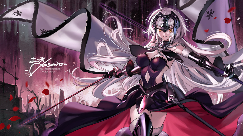 1girl ahoge armor armored_dress artist_name asakou_(n_morninglight) bare_shoulders breasts cape cleavage clothing_cutout fate/grand_order fate_(series) fur-trimmed_cape fur_trim gauntlets grey_hair highres holding holding_weapon jeanne_d'arc_alter_(avenger)_(fate) jeanne_d'arc_alter_(fate) leg_armor long_hair looking_at_viewer navel_cutout smile solo tsurime weapon yellow_eyes