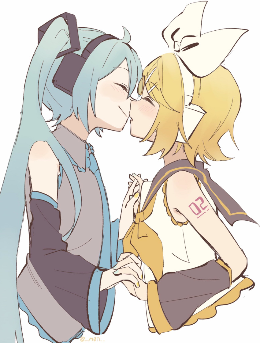 2girls aqua_hair aqua_nails aqua_neckwear arm_warmers bangs bare_shoulders black_sleeves blonde_hair bow closed_eyes commentary crop_top cropped_torso detached_sleeves from_side grey_collar grey_shirt hair_bow hair_ornament hairclip hatsune_miku headphones highres holding_hands imminent_kiss kagamine_rin kiss_day light_blush long_hair m0ti multiple_girls nail_polish neckerchief necktie noses_touching sailor_collar school_uniform shirt short_hair short_sleeves sleeveless sleeveless_shirt smile swept_bangs twintails twitter_username upper_body very_long_hair vocaloid white_bow white_shirt yellow_nails yellow_neckwear yuri