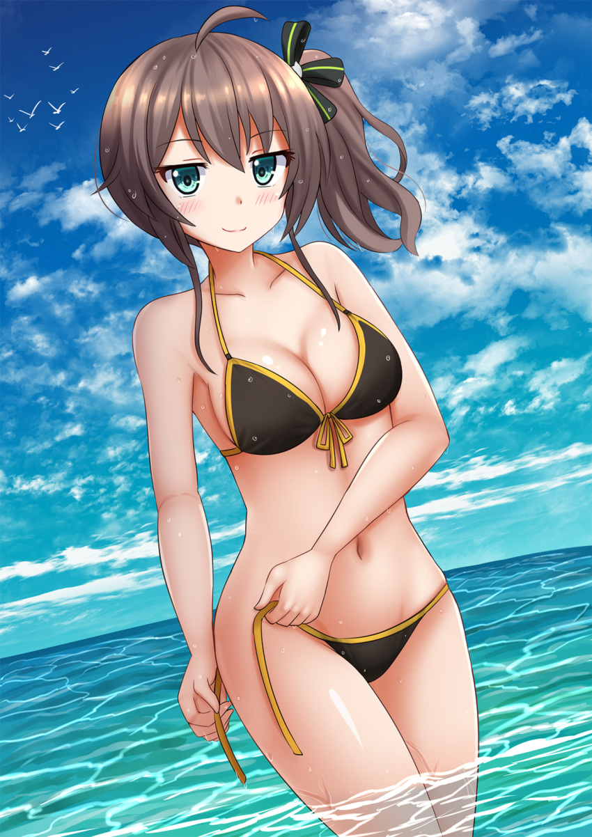 1girl bangs bare_arms bare_shoulders bikini black_bikini blue_sky blush breasts brown_hair cleavage closed_mouth cloud cloudy_sky commentary day dutch_angle eyebrows_visible_through_hair front-tie_bikini front-tie_top green_eyes hair_between_eyes highres hololive horizon kazenokaze looking_at_viewer medium_breasts natsuiro_matsuri navel ocean outdoors side-tie_bikini side_ponytail sky smile solo standing swimsuit untied untied_bikini virtual_youtuber wading water