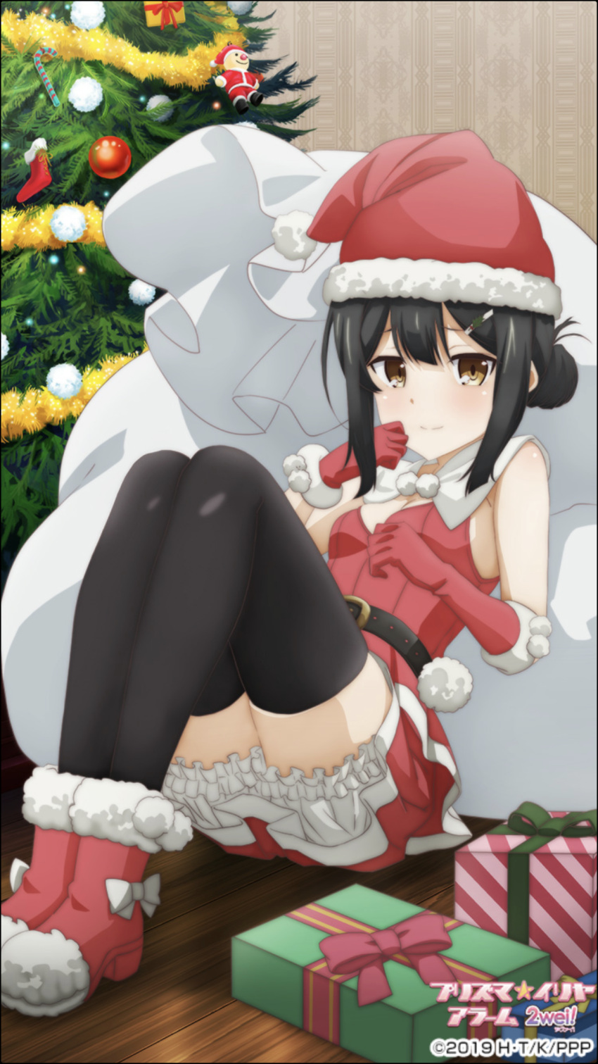 1girl belt black_belt black_hair black_thighhighs bloomers blush box breasts brown_eyes christmas_ornaments christmas_present christmas_tree cleavage closed_mouth dress elbow_gloves fate/kaleid_liner_prisma_illya fate_(series) full_body fur-trimmed_dress fur-trimmed_footwear fur-trimmed_headwear fur_trim gift gift_box gloves hair_ornament hairclip hat highres looking_at_viewer miyu_edelfelt official_art red_dress red_footwear red_gloves red_headwear sack santa_costume santa_dress santa_hat sidelocks sitting small_breasts smile solo thighhighs thighs third-party_source underwear white_bloomers