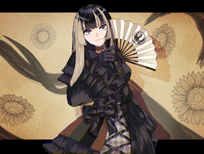 1girl black_bow black_choker black_dress black_eyeliner black_gloves black_hair blue_eyes blunt_bangs bow choker commentary_request cross-laced_clothes cross-laced_dress dress dress_bow eyelashes eyeliner flower frills gloves gothic_lolita grey_hair hand_fan highres holding holding_fan hololive juufuutei_raden lace lace-trimmed_choker lace_choker lace_trim little_ecy lolita_fashion long_hair looking_at_viewer makeup multicolored_hair red_brooch sidelocks smile solo streaked_hair tsuitate two-tone_hair virtual_youtuber white_hair