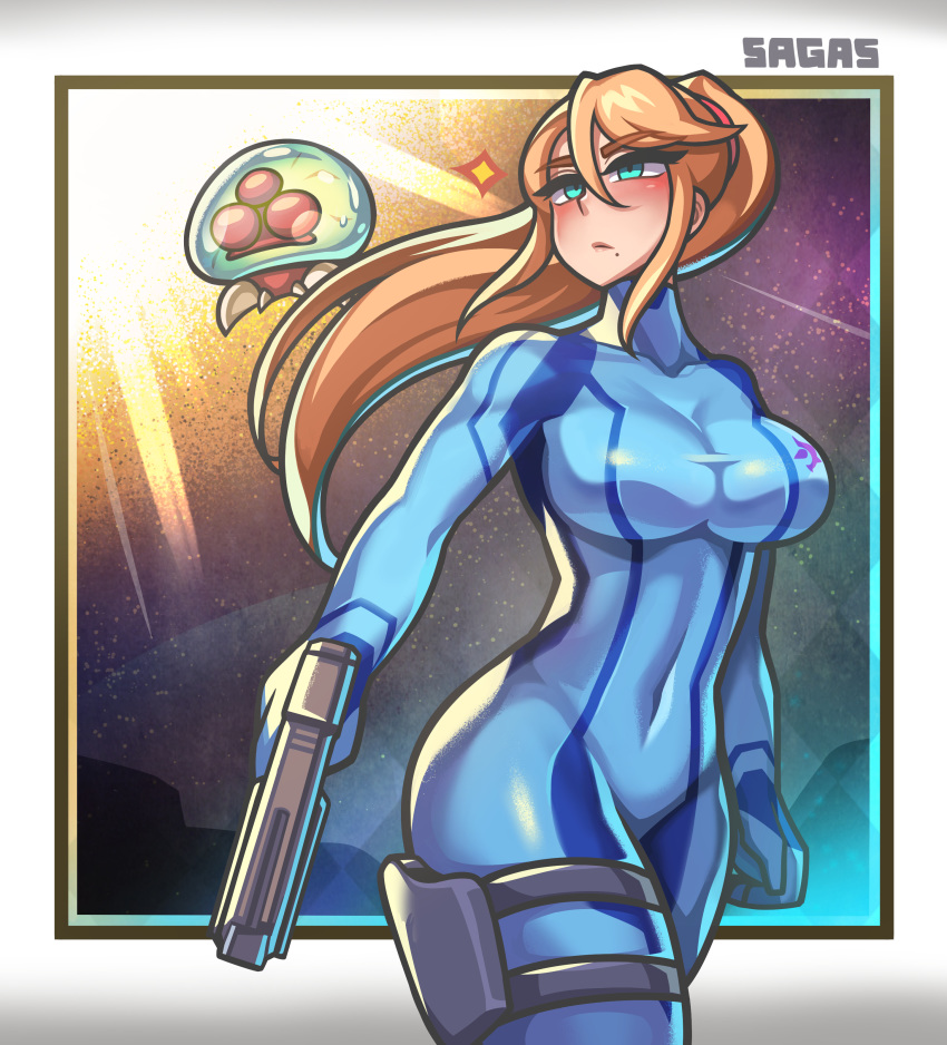 1girl absurdres artist_name blonde_hair blue_bodysuit bodysuit breasts cowboy_shot gun hair_between_eyes highres holding holding_weapon large_breasts long_hair metroid metroid_(creature) navel ponytail sagas293 samus_aran sidelocks skin_tight solo weapon zero_suit