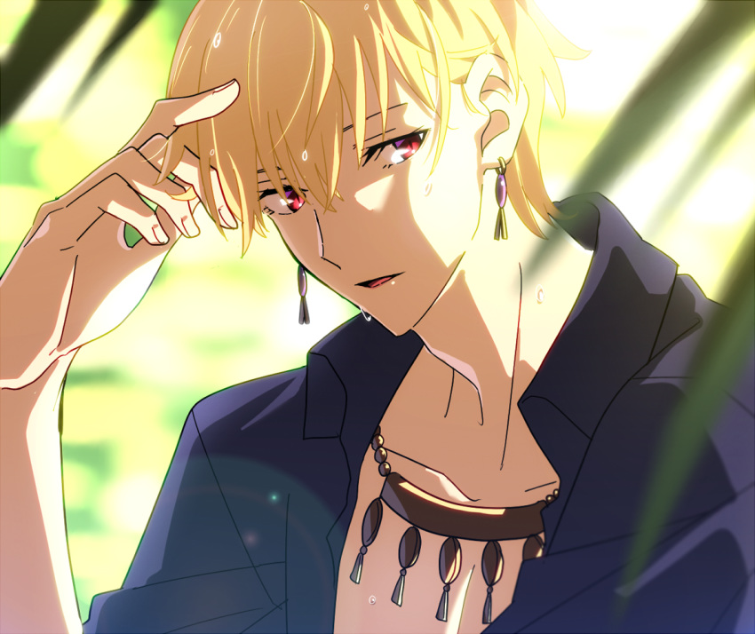 1boy alternate_costume alternate_hairstyle bangs blonde_hair close-up collarbone earrings fate/grand_order fate_(series) gilgamesh hand_in_hair hand_up jewelry looking_at_viewer male_focus necklace open_mouth red_eyes sen_(77nuvola) solo summer sunlight toned upper_body wet wet_hair