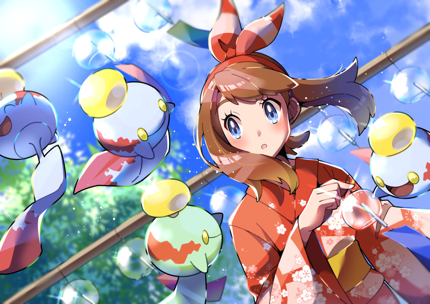 1girl :o absurdres alternate_color bangs blue_eyes blush brown_hair chimecho cloud commentary_request day eyelashes floating_hair gen_3_pokemon hairband haruka_(pokemon) highres japanese_clothes kimono long_sleeves making-of_available open_mouth outdoors pokemon pokemon_(creature) pokemon_(game) pokemon_oras pon_yui red_hairband red_kimono shiny shiny_hair shiny_pokemon sky sparkle wide_sleeves yukata