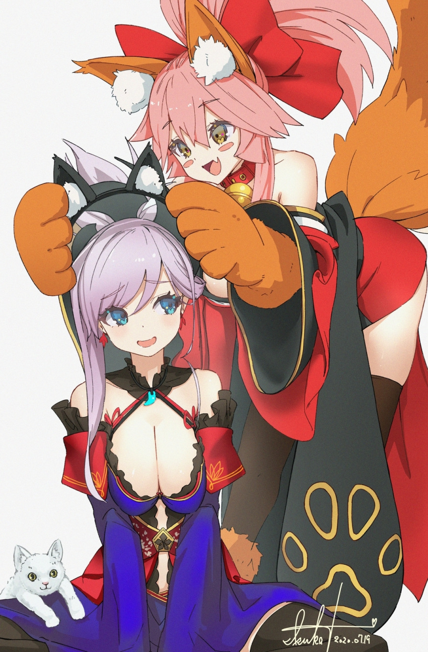 2girls animal animal_ear_fluff animal_ears asymmetrical_hair bare_shoulders bell bell_collar black_legwear blue_eyes blue_kimono blush blush_stickers breasts cat cat_paws collar collarbone coppelia_(futamine) detached_sleeves earrings eyebrows_visible_through_hair fang fate/grand_order fate_(series) fox_ears fox_girl fox_tail gloves hair_ornament hair_ribbon highres japanese_clothes jewelry jingle_bell kimono large_breasts leaf_print long_hair maple_leaf_print miyamoto_musashi_(fate/grand_order) multiple_girls obi paw_gloves paw_shoes paws pink_hair ponytail red_kimono red_ribbon ribbon sash shoes simple_background sitting skin_fang sleeveless sleeveless_kimono tail tamamo_(fate)_(all) tamamo_cat_(fate) thighhighs white_background wide_sleeves yellow_eyes