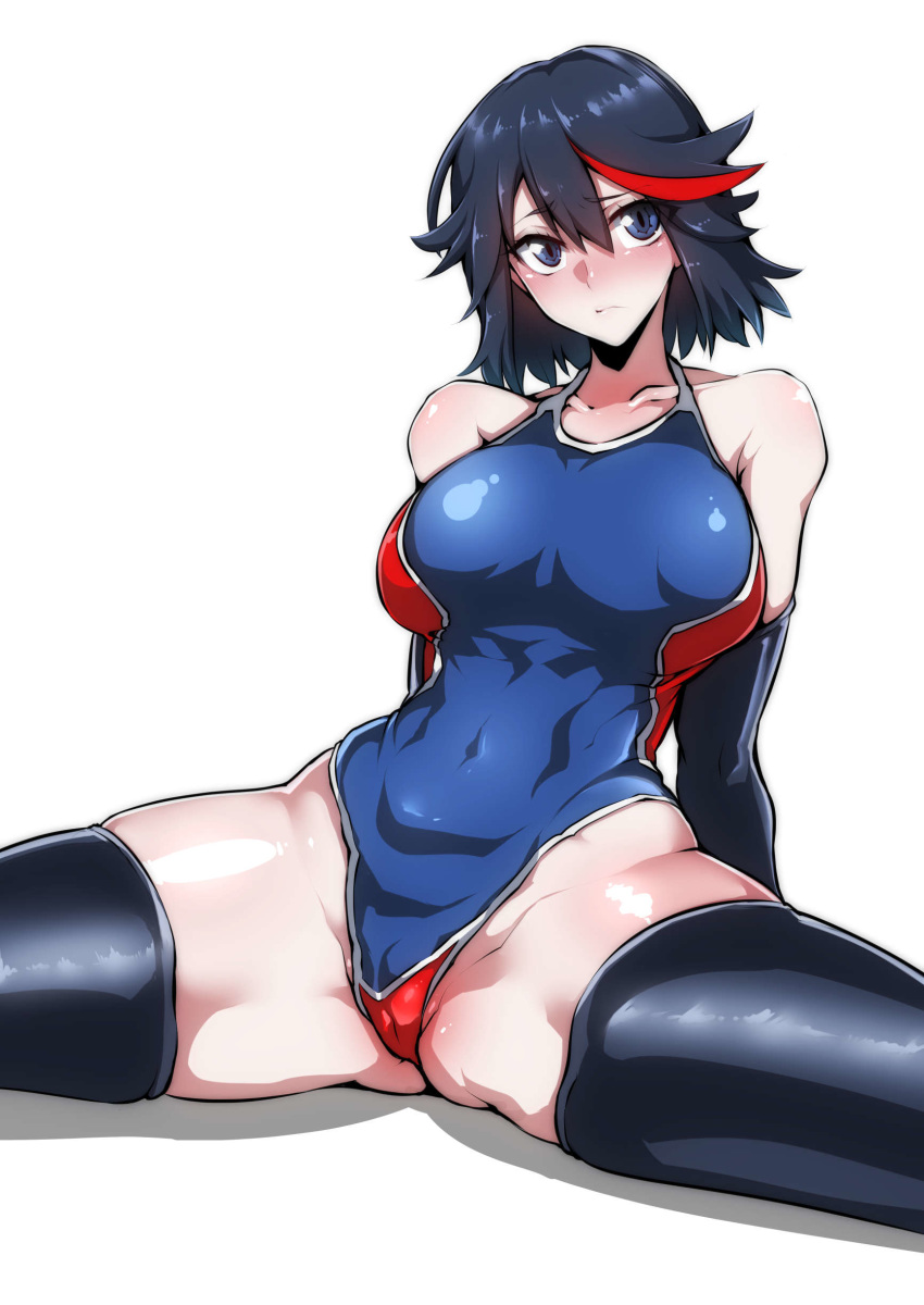 1girl absurdres black_hair blue_eyes blush competition_swimsuit gggg highres kill_la_kill looking_at_viewer matoi_ryuuko multicolored_hair one-piece_swimsuit short_hair simple_background sitting solo spread_legs swimsuit thighhighs two-tone_hair white_background
