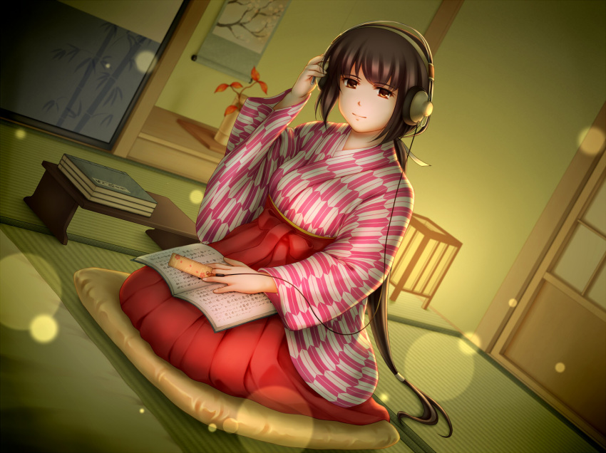 1girl architecture black_hair book book_stack brown_eyes east_asian_architecture graphite_(medium) hakama headphones highres holding holding_book indoors japanese_clothes long_hair night open_book original ponytail red_hakama sitting solo suda_(yuunagi_enikki) tatami traditional_media wide_sleeves yagasuri