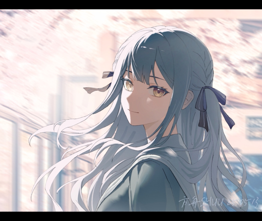1girl bang_dream! bang_dream!_it's_mygo!!!!! black_ribbon blonde_hair blue_hair blue_shirt blurry blurry_background closed_mouth commentary hair_ribbon highres hskwshuu letterboxed long_hair ribbon school_uniform shirt sidelocks solo symbol-only_commentary togawa_sakiko tsukinomori_school_uniform upper_body