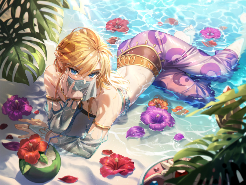 1boy absurdres ass barefoot blonde_hair blue_eyes commentary crossdressing detached_sleeves flower gerudo_link hibiscus highres huge_filesize link looking_at_viewer lying mouth_veil ninto on_side otoko_no_ko palm_leaf pointy_ears shade solo the_legend_of_zelda the_legend_of_zelda:_breath_of_the_wild toes water wet