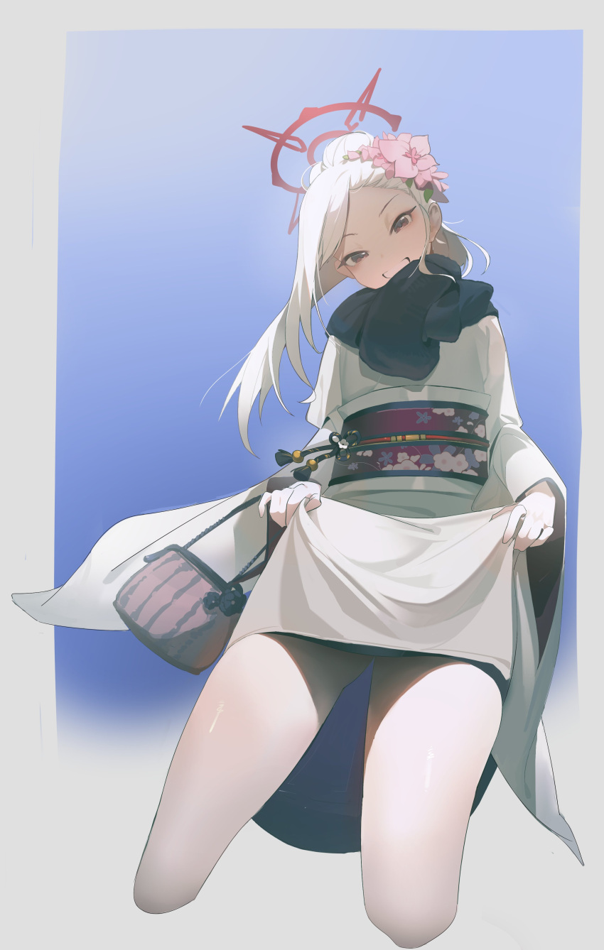 1girl absurdres ass_visible_through_thighs asymmetrical_hair bag black_scarf blue_archive border clothes_lift floral_print flower gradient_border grey_border grin hair_bun hair_flower hair_ornament halo handbag highres japanese_clothes kimono kimono_lift long_hair mutsuki_(blue_archive) mutsuki_(new_year)_(blue_archive) obi official_alternate_costume outside_border red_eyes red_halo sash scarf shuishi_tidu smile solo white_border white_hair white_kimono wide_sleeves
