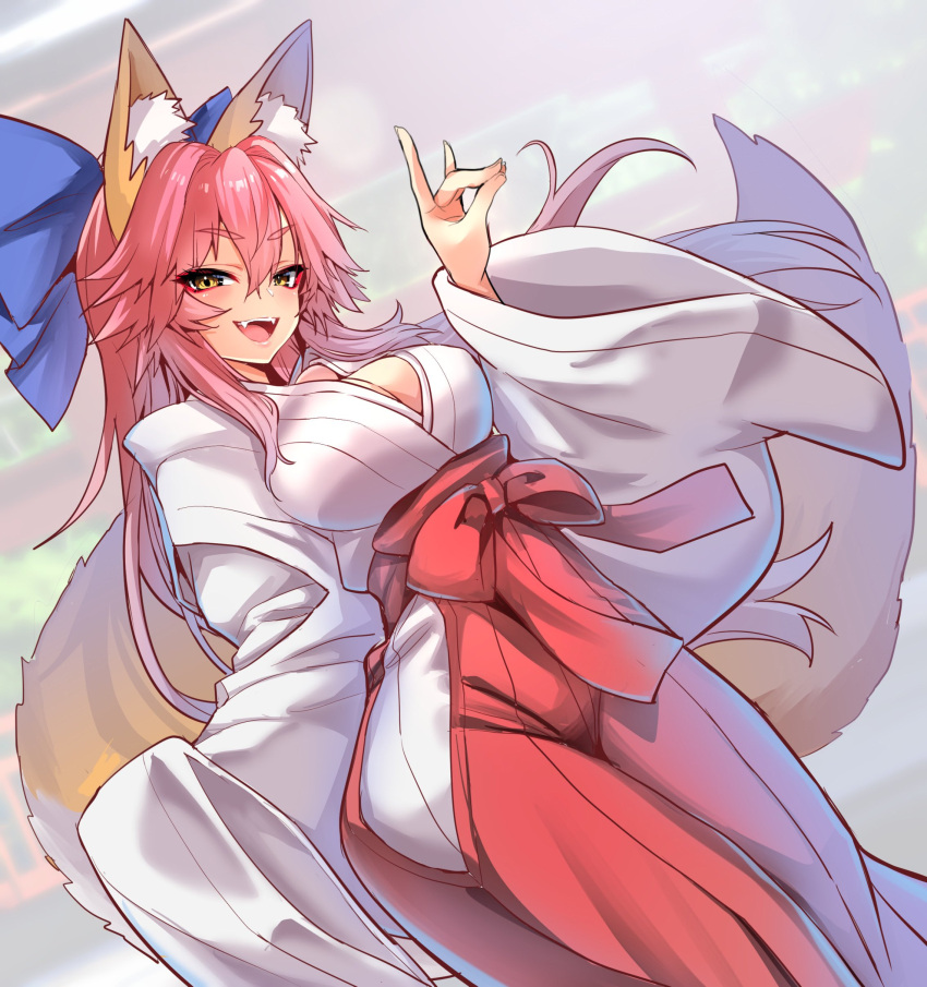 1girl absurdres animal_ear_fluff animal_ears blush breasts cleavage fate/extra fate_(series) fox_ears fox_girl fox_tail hakama highres japanese_clothes kimono large_breasts long_hair long_sleeves looking_at_viewer miko open_mouth pink_hair red_hakama smile solo tail tamamo_(fate) tamamo_no_mae_(fate/extra) white_kimono wide_sleeves wisespeak yellow_eyes