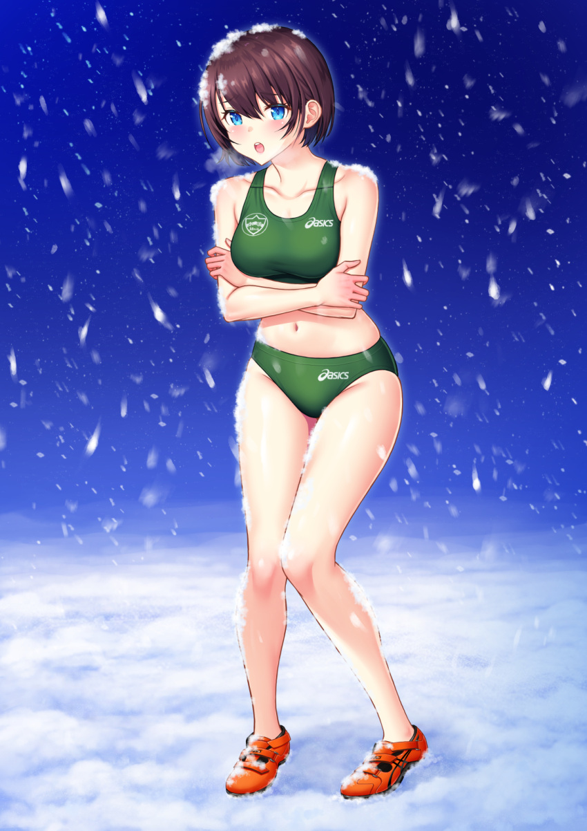 1girl black_hair blue_eyes breath buruma commentary_request commission crossed_arms full_body green_buruma green_sports_bra highres knees_together_feet_apart kuri_(kurigohan) midriff navel orange_footwear original pixiv_commission short_hair snow solo sports_bikini sports_bra standing trembling