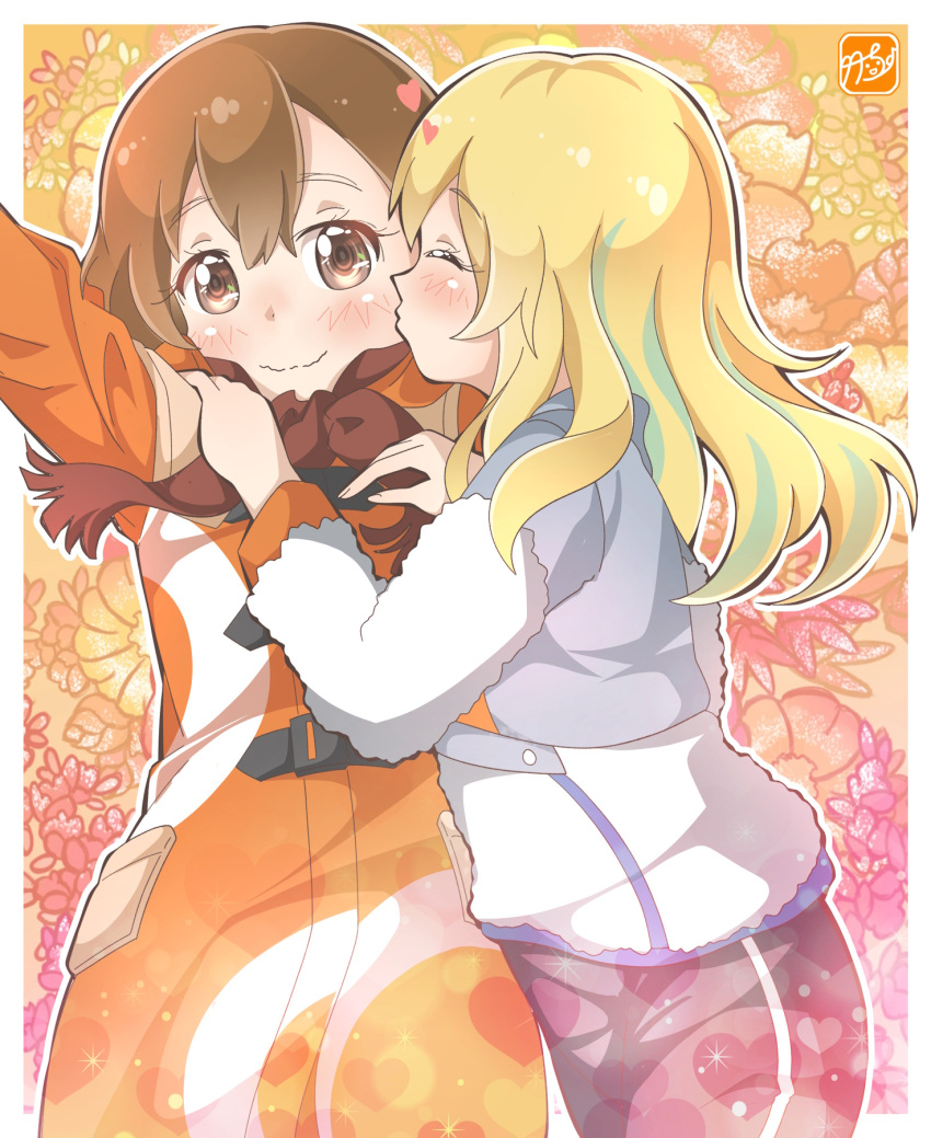 2girls arm_up black_pants blonde_hair blush border brown_eyes brown_hair closed_eyes coat commentary_request green_hair hair_between_eyes highres jacket kiss kissing_cheek kouzuki_mahiru long_hair multicolored_hair multiple_girls orange_coat outline pants short_hair signature streaked_hair takecho wavy_mouth white_border white_jacket white_outline winter_clothes yamanouchi_kano yoru_no_kurage_wa_oyogenai yuri