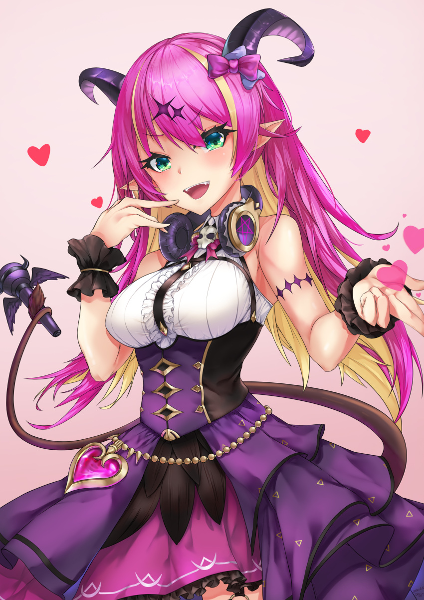 1girl absurdres arm_strap asymmetrical_horns bare_shoulders blonde_hair blush bow breasts chest_harness colored_inner_hair commentary corset curled_horns demon_girl demon_horns dincat fangs green_eyes hair_ornament hand_to_own_mouth harness headphones headphones_around_neck heart heart-shaped_ornament highres hololive horn_bow horns long_hair looking_at_viewer mano_aloe medium_breasts microphone multicolored multicolored_clothes multicolored_hair multicolored_skirt o-ring open_mouth pink_hair pointy_ears print_skirt skirt skull_ornament sleeveless smile solo streaked_hair succubus tail tail_hold two-tone_hair virtual_youtuber wrist_cuffs