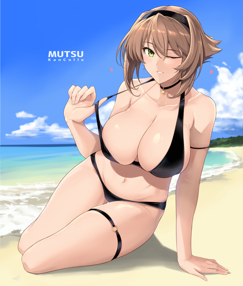 1girl arm_support beach bikini bikini_pull black_bikini black_choker black_headband blue_sky breasts brown_hair choker cleavage collarbone fingerless_gloves flipped_hair gloves green_eyes hair_between_eyes halcon headband highres jewelry kantai_collection large_breasts looking_at_viewer mutsu_(kantai_collection) navel necklace ocean one_eye_closed shore short_hair sidelocks sky smile solo swimsuit thigh_strap