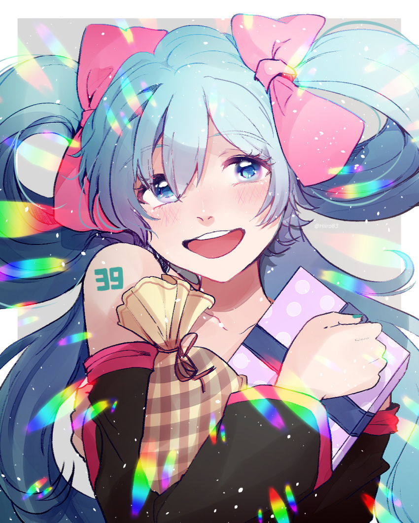 1girl 39 alternate_hairstyle bare_shoulders black_sleeves blue_eyes commentary detached_sleeves gift hair_ribbon hair_rings hatsune_miku highres hiiro holding holding_gift looking_at_viewer open_mouth pink_ribbon ribbon smile solo upper_body vocaloid