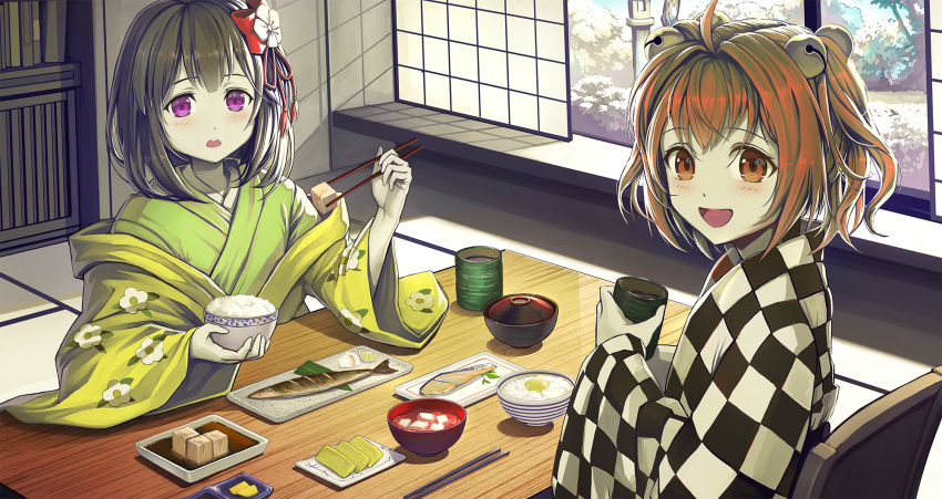 2girls :d ahoge bell black_hair blush bow bowl breakfast brown_eyes brown_hair chair checkered chopsticks commentary_request cup fish floral_print flower food green_kimono hair_bell hair_bow hair_flower hair_intakes hair_ornament hieda_no_akyuu highres holding holding_bowl holding_chopsticks holding_cup indoors japanese_clothes jchoy jingle_bell kimono long_sleeves looking_at_viewer looking_to_the_side motoori_kosuzu multiple_girls on_chair open_clothes open_mouth purple_eyes red_bow rice rice_bowl sitting smile table touhou touhou_lost_word upper_teeth white_flower wide_sleeves yunomi