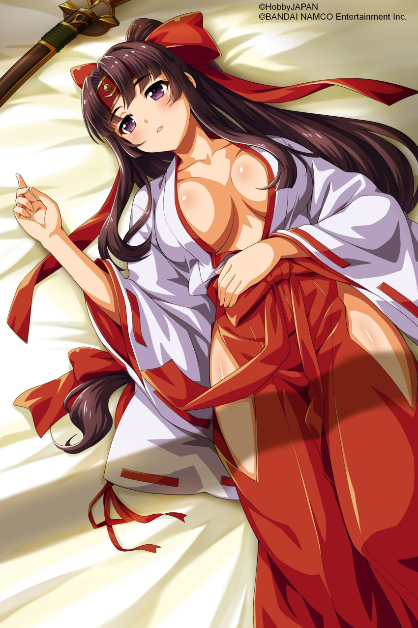 1girl bangs black_hair blush bow breasts breasts_outside collarbone hair_bow hair_ribbon hakama headband highres hip_vent japanese_clothes large_breasts long_hair long_sleeves low-tied_long_hair miko no_bra official_art open_clothes parted_bangs parted_lips ponytail purple_eyes queen's_blade queen's_blade_unlimited queen's_blade_white_triangle red_hakama ribbon ribbon-trimmed_sleeves ribbon_trim sidelocks solo sword tomoe weapon