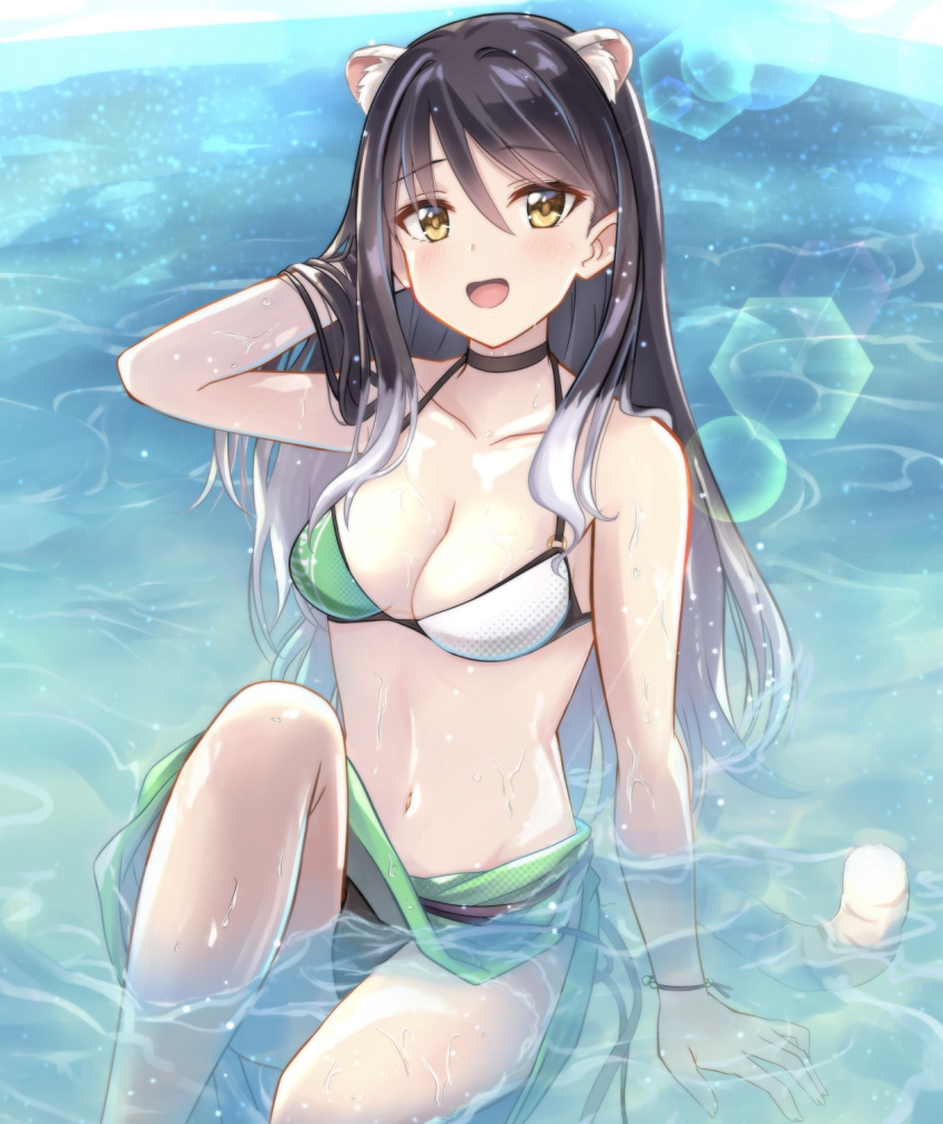 1girl :d animal_ear_fluff animal_ears bangs bikini black_bikini black_choker black_hair bracelet breasts choker cleavage collarbone eyebrows_visible_through_hair green_bikini hair_between_eyes halterneck hand_in_hair highres jewelry kemeko_(s065026) lens_flare long_hair looking_at_viewer medium_breasts mismatched_legwear multicolored multicolored_bikini multicolored_clothes multicolored_hair open_mouth partially_submerged princess_connect! princess_connect!_re:dive sarong shiny shiny_hair shiori_(princess_connect!) silver_hair sitting smile solo swimsuit tail tiger_ears tiger_girl tiger_tail two-tone_hair very_long_hair water white_bikini yellow_eyes