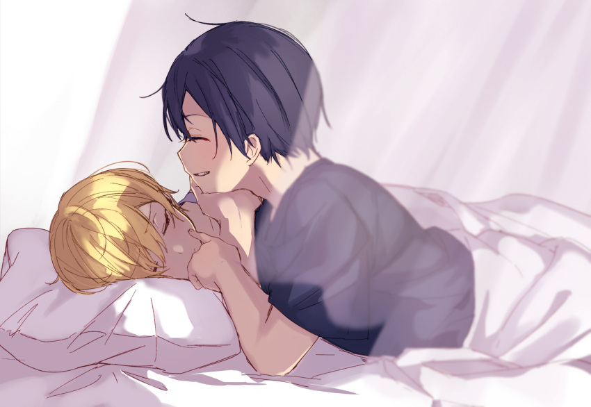 2boys bangs bed bed_sheet black_hair black_shirt blanket blonde_hair closed_eyes commentary_request couple eugeo from_side highres kirito lying male_focus multiple_boys noro_(ro_no) on_stomach pillow shirt short_hair short_sleeves sleeping smile sword_art_online sword_art_online:_alicization under_covers yaoi