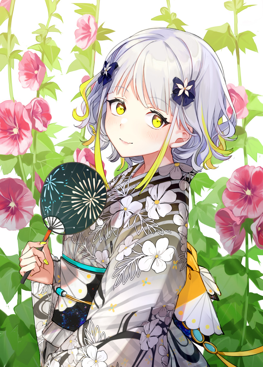 1girl 447_records absurdres al_mican blonde_hair blush fan fang flower highres japanese_clothes kimono looking_at_viewer looking_to_the_side multicolored_hair nail_polish plant red_flower silver_hair smile standing virtual_youtuber white_hair yellow_eyes yukata yuzuha_(yuzuha_virtual)