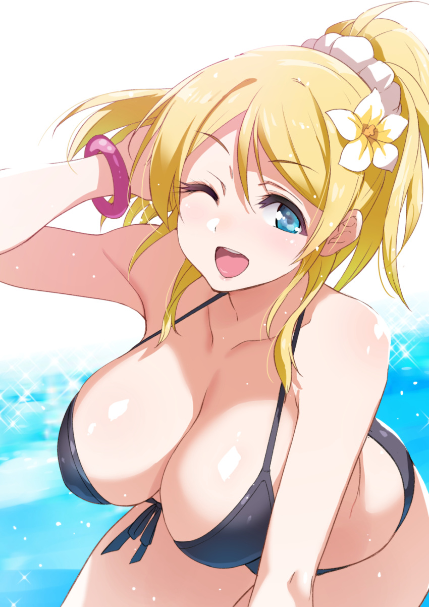 1girl ;d bikini black_bikini blonde_hair blue_eyes bracelet breasts collarbone commentary_request copyright_request flower hair_flower hair_ornament highres inue_shinsuke jewelry large_breasts one_eye_closed open_mouth ponytail short_hair smile solo swimsuit