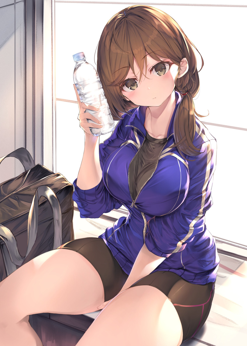 1girl absurdres bag bangs bike_shorts black_bag black_shirt black_shorts blue_jacket bottle breasts brown_eyes brown_hair closed_mouth collarbone commentary_request eyebrows_visible_through_hair fal_maro hand_up highres holding holding_bottle jacket large_breasts long_hair long_sleeves looking_at_viewer original shirt shorts sitting skindentation solo thighs towel water_bottle