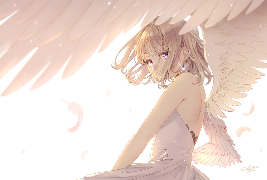 1girl angel_wings bangs blonde_hair dress earrings eyebrows_visible_through_hair feathered_wings from_side highres jewelry looking_at_viewer niro_(sikabanekurui) original pink_eyes shiny shiny_hair short_hair shoulder_blades sleeveless sleeveless_dress solo sparkle white_background white_dress white_feathers white_wings wings