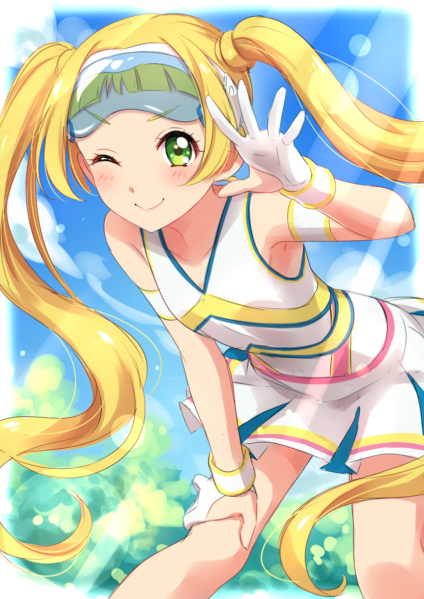 1girl absurdres aikatsu!_(series) aikatsu_friends! blonde_hair blue_sky blush closed_mouth day floating_hair gloves goggles goggles_on_head green_eyes hand_up highres hinata_ema_(aikatsu_friends!) leaning_forward lens_flare lens_flare_abuse long_hair looking_at_viewer one_eye_closed outdoors partially_fingerless_gloves pleated_skirt sekina shirt skirt sky smile solo twintails very_long_hair white_shirt white_skirt