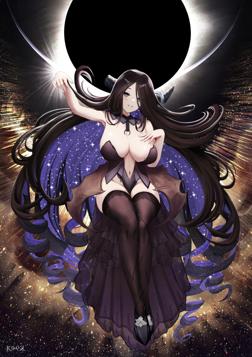 1girl arm_up black_hair black_pantyhose breasts broken_horn brown_dust_2 chromatic_aberration demon_horns demon_wings dress eclipse eclipse_(brown_dust_2) full_body grey_hair hair_over_one_eye highres horn_ornament horn_ring horns kainines knees_apart_feet_together large_breasts light_rays long_hair low_wings microdress multicolored_hair navel no_panties pantyhose signature sitting solar_eclipse solo sparkle star_(symbol) thick_thighs thighs two-tone_hair very_long_hair wings