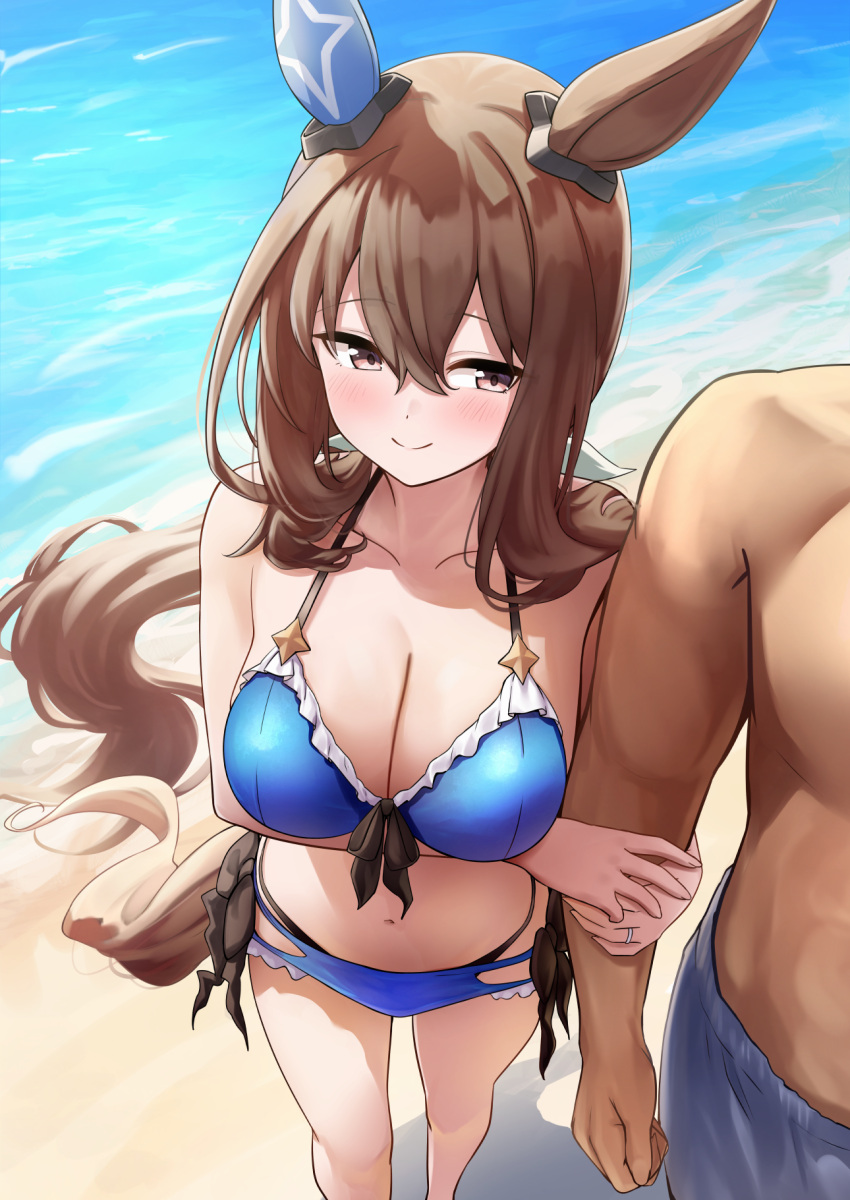 1boy 1girl admire_vega_(umamusume) alternate_costume animal_ears beach bikini breasts brown_eyes brown_hair collarbone commentary_request hair_ornament herohero_(higashi_no_dou) highres horse_ears horse_girl horse_tail jewelry long_hair medium_breasts navel ocean ponytail ring smile solo_focus standing swimsuit tail umamusume