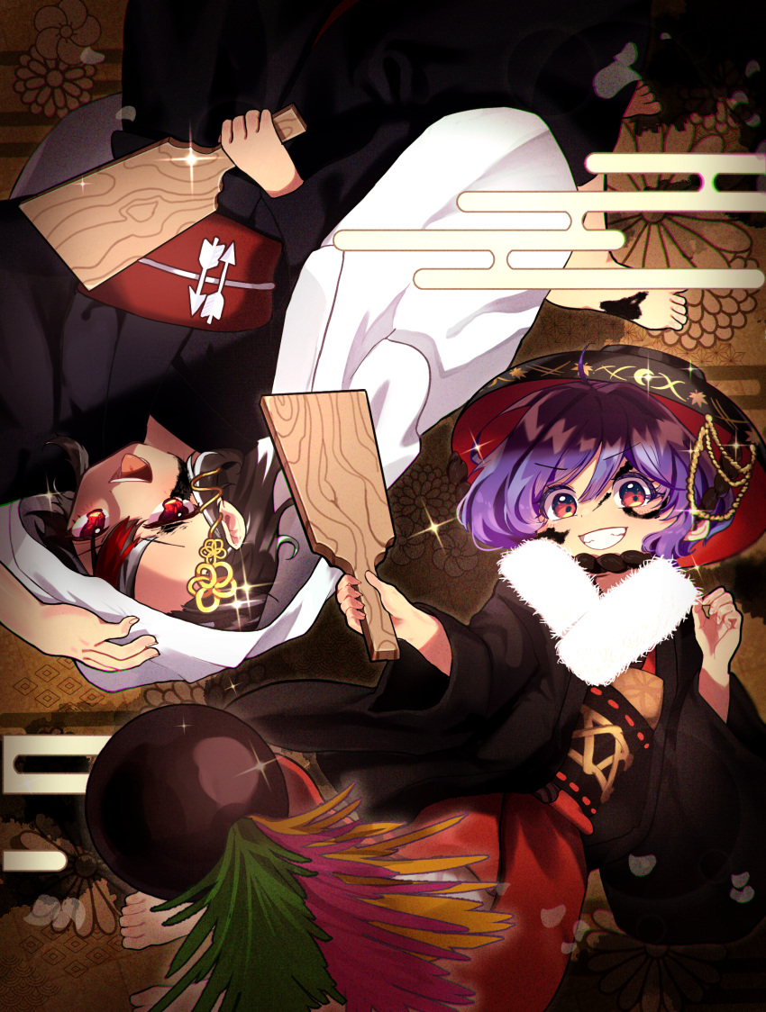 &gt;:) 2girls alternate_costume black_hair black_kimono bowl bowl_hat facepaint grin hair_ornament hane_(hanetsuki) hanetsuki hangaku_th hat highres holding holding_paddle japanese_clothes kijin_seija kimono looking_at_viewer multicolored_hair multiple_girls new_year open_mouth paddle purple_hair red_eyes red_kimono short_hair smile streaked_hair sukuna_shinmyoumaru tongue tongue_out touhou v-shaped_eyebrows white_hair